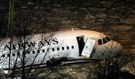 Aircrash-Anatomie – 2009 notwasserte Pilot Chesley Sullenberger im New Yorker Hudson River. Als "Held vom Hudson" schrieb er Geschichte. Er selbst blickt nun zurück und gibt Antworten auf bis heute offene Fragen.
