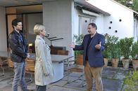 SOKO Stuttgart – Martina Seiffert (Astrid M. Fünderich, M.), Jo Stoll (Peter Ketnath, l.) und Robert Mayer (Wolf Bachofner, r.).