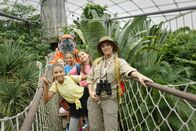 TanzAlarm – Schnell werden der TanzTapir und die TanzAlarm-Crew Freunde.