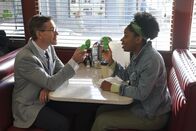 Navy CIS – Jimmy Palmer (Brian Dietzen, l.); Kasie Hines (Diona Reasonover, r.)