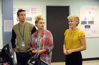 The Comedians – (v.l.n.r.) Mitch (Matt Oberg); Esme (Megan Ferguson); Kristen (Stephnie Weir)