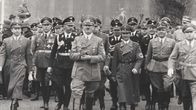 Countdown zum Zweiten Weltkrieg – 1939: Hitler mit Himmler und Goebbels am 1. Mai in Berlin.