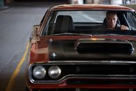 Fast & Furious 7 – Als Deckard Shaw beginnt, Jagd auf Dom (Vin Diesel) und seine ehemaligen Crewmitglieder zu machen, lässt sich dieser auf einen gefährlichen Deal ein ...
