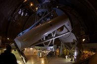 Unser Universum – San Diego, CA: Palomar Observatory. It is owned and operated by the California Institute of Technology.