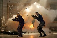 xXx 2 - The Next Level – Darius Stone / XXX (Ice Cube, l.); Agent Augustus Eugene Gibbons (Samuel L. Jackson, r.)