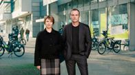 Tatort – Susanne Bonard (Corinna Harfouch) und Robert Karow (Mark Waschke) ermitteln im Mordfall eines Riders, der für einen Berliner Fahrradlieferdienst gearbeitet hat.