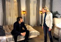 Rote Rosen – ARD ROTE ROSEN, Folge 95110 Uhr im Ersten. Gesa (Mona Klare, l.) ist ins Koma gefallen,Tim (Nicolas König, r.), Steffen (Christoph Kottenkamp, 2.v.l.) und Caroline (Birgit Würz, 2.v.r.) sind vor Schock wie gelähmt.