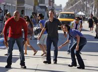 Navy CIS: L.A. – Callen (Chris O'Donnell, M.), Sam (LL Cool J, l.) und Kensi (Daniela Ruah, r.) ermitteln in einem neuen Fall ...