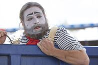 Baskets – BASKETS -- "Renoir" Episode 101 (Airs Thursday, January 21, 10:00 pm/ep) Pictured: Zach Galifianakis as Baskets. CR: Ben Cohen/FX
