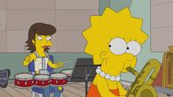 Die Simpsons – Shauna Chalmers (l.); Lisa (r.)