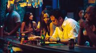 The Losers – Aisha (Zoë Saldaña, vorne, m.), Clay (Jeffrey Dean Morgan, vorne, 2.v.r.).