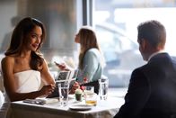 Suits – Die Kanzlei muss einen Angriff der konkurrierenden Kanzlei Bratton Gould abwehren. Harvey (Gabriel Macht) beginnt Jessicas (Gina Torres) Plan, wie sie die Firma schützen will, zu verstehen.