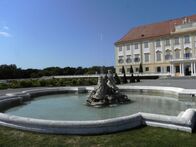 Querbeet Classix – Blick in den Barockgarten von Schloss Hof.
