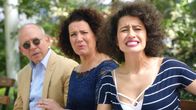 Broad City – v.li.: Arthur Wexler (Bob Balaban), Bobbi Wexler (Susie Essman), Ilana Wexler (Ilana Glazer)