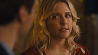 The Other Two – Brooke Dubek (Heléne Yorke)