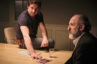 Tatort – SÜDWESTRUNDFUNK Tatort: Du allein Kann Ladenbesitzer Peter Jensch (Karl Marcovic) den Kommissaren etwas über die Morde berichten?