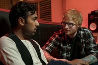 Yesterday – Tipps vom Meister, v.li.: Himesh Patel als Jack Malik und Ed Sheeran als Ed Sheeran