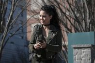 MacGyver – Während Riley (Tristin Mays) und ihr Team eine Whistleblowerin in Amsterdam obervieren, gerät die Situation plötzlich völlig außer Kontrolle und sie werden selbst zu den Gejagten ...
