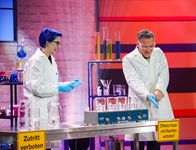 Fakt oder Fake – Stefanie Allworth, Tarek Leitner.