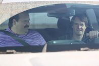 The Last Man on Earth – Während Todd (Mel Rodriguez, l.) noch glaubt, dass er in Phil (Will Forte, r.) einen neuen Bro gefunden hat, schmiedet dieser bereits Pläne, um den unliebsamen Konkurrenten loszuwerden ...