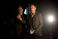 Verblendung – L-R: Henrik Vanger (Christopher Plummer) und Mikael Blomkvist (Daniel Craig)