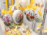 Blickwechsel Spezial – Handbemalte Ostereier auf dem Salzkammergut Ostermarkt in Laakirchen.