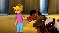 Bibi und Tina – Bibi ist stolz auf die Sable-Island-Ponys, die gar nicht mehr wild und zottelig aussehen.