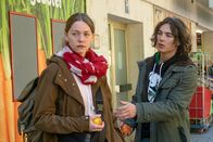 Der Alte – Luna Kessler (Anna Wagner) kommt Jack Raschner (Marinus Hohmann) merkwürdig vertraut vor.