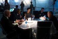 Delete - Das Cyber-Armageddon – Andrew Airlie; Blu Mankuma; Gil Bellows; Janet Kidder; Kett Turton; Matt Frewer