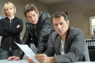 SOKO Kitzbühel – (v.li.) Kristina Sprenger (Karin Kofler), Andreas Kiendl (Klaus Lechner), Merab Ninidze (Andreas Johannis).