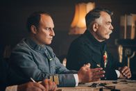 The Sentinels – Mirreau (Noam Morgensztern, l.); General Joffre (Stefan Godin, r.)