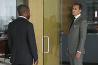 Suits – Suits (2018)