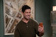 How I Met Your Father – Drew (Josh Peck)