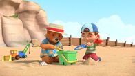 Paddingtons Abenteuer – v.li.: Paddington, Jonathan Brown