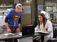 The Big Bang Theory – L-R: Sheldon Cooper (Jim Parsons), Amy Farrah Fowler (Mayim Bialik)