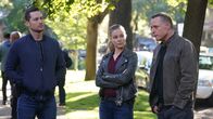 Chicago P.D. – L-R: Jay Halstead (Jesse Lee Soffer), Hailey Upton (Tracy Spiridakos) und Hank Voight (Jason Beghe)