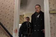 Die Tochter des Teufels – Bill (James Remar, r.)