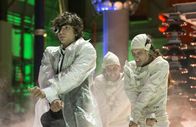 Step Up: All In – Sobald er Musik hört, muss Moose (Adam G. Sevani, vorne) seinen Körper bewegen. Kein Wunder also, dass er sich von Sean überreden lässt,am Tanzwettbewerb "The Vortex" teilzunehmen ...