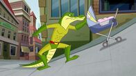 Geronimo Stilton – Mausilia hat einen neuen Superhelden: Immer wenn jemand in Not ist, taucht ein mysteriöses Krokodil auf und hilft. Geronimo ist skeptisch. Wer steckt dahinter?
