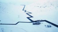 Project Impossible – Die Rohrleitungen zwischen dem Dampfturbinen-Kraftwerk und den geothermischen Quellen auf Island sind über 30 Kilometer lang.