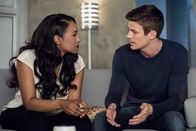 The Flash – Iris (Candice Patton, l.); Barry (Grant Gustin, r.)