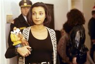 Stockinger – Antonella Simoni (Sandra Cervik).