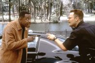 National Security – Als Earl (Martin Lawrence, l.) von "National Security" bei einer Routinekontrolle mit dem korrekten und freundlichen Polizisten Hank Rafferty (Steve Zahn, r.) zusammenstößt, hat dies verhängnisvolle Folgen: Hank wird vom Dienst suspendiert - und landet ebenfalls bei "National Security" ...