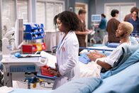 Grey's Anatomy – Alexis Floyd (Dr. Simone Griffith).