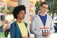 Navy CIS – Kasie Hines (Diona Reasonover, l.); Jimmy Palmer (Brian Dietzen, r.)