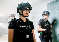 S.W.A.T. – (v.li.): David Lim (Victor Tan), Lina Esco (Christina Alonso), Alex Russell (Jim Street).