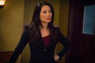 Elementary – Bei den Ermittlungen in einem neuen Fall: Watson (Lucy Liu) ...