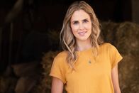 Mit Liebe umgarnt – Sophie (Anna Hutchison)