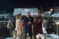 Vikings – (v.l.n.r.) Ingrid (Lucy Martin), Björn (Alexander Ludwig), Gunnhild (Ragga Ragnars)