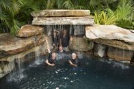 Die Beckenbauer - Pools der Superlative – Lucas Congdon, Jane "Woman" Werley, Matt "Sunshine" Schuler, Chris "Crash" Warren, John "Old Man" Messner.